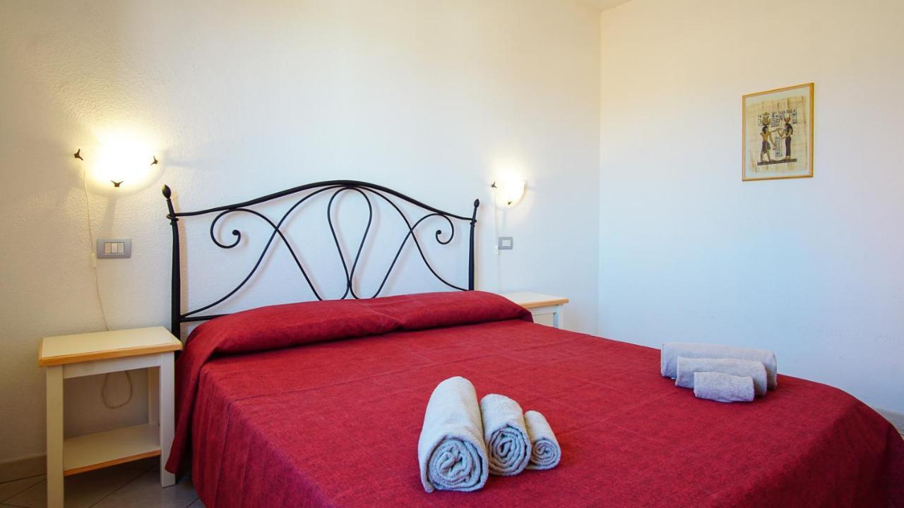 Carlo Felice Appartement Santa Teresa Gallura Buitenkant foto